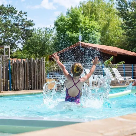 Confort 17 Kemping *