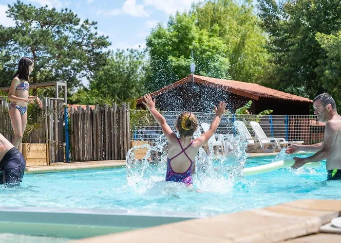 Confort 17 Kemping *